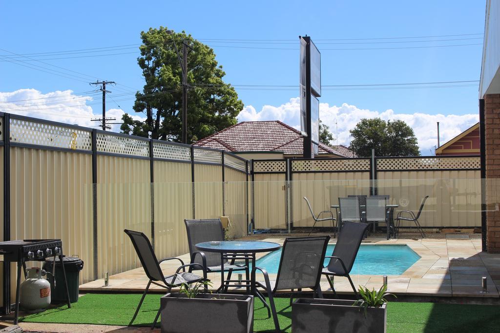 Centrepoint Motel Dubbo Zewnętrze zdjęcie