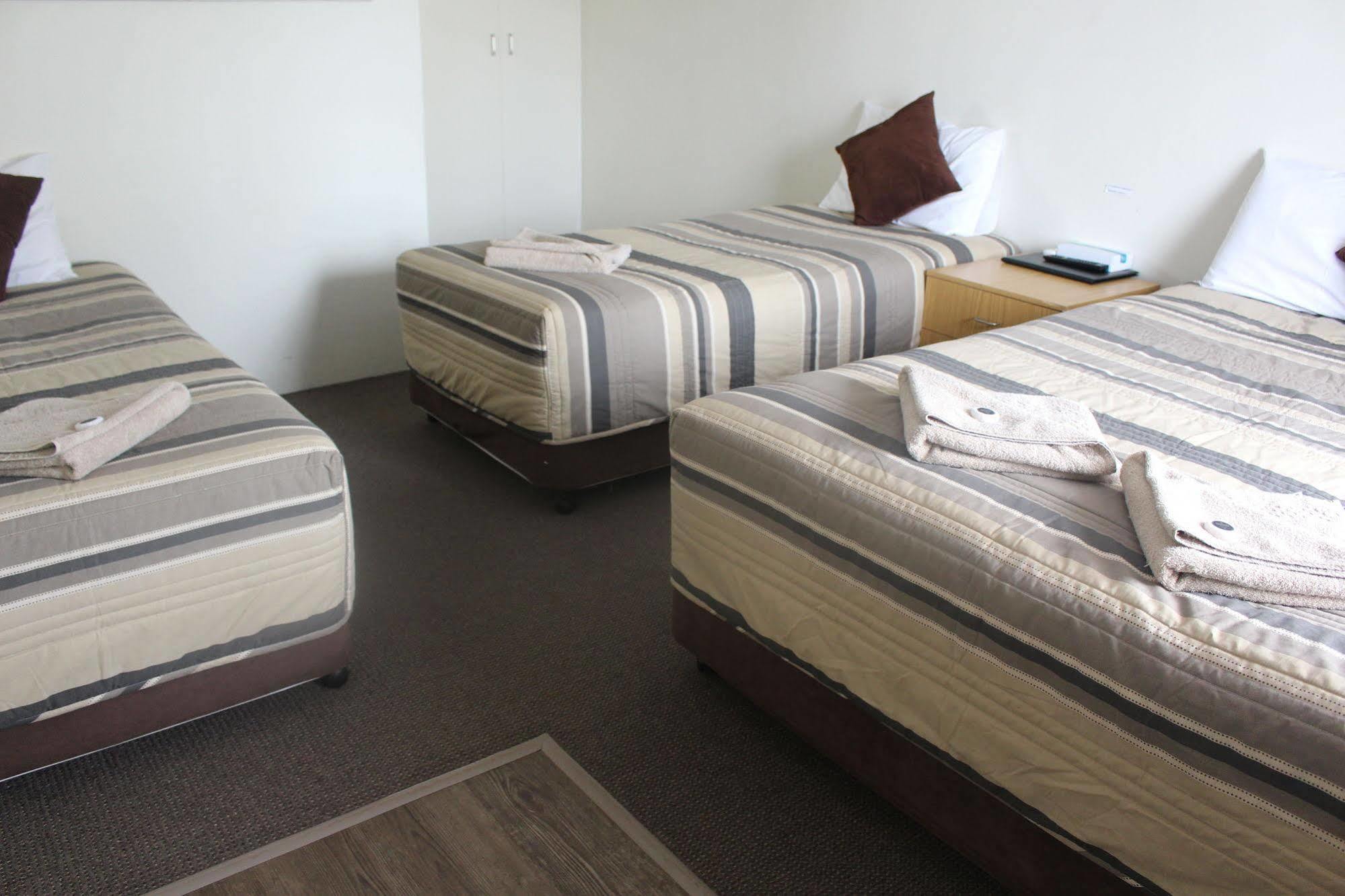 Centrepoint Motel Dubbo Zewnętrze zdjęcie