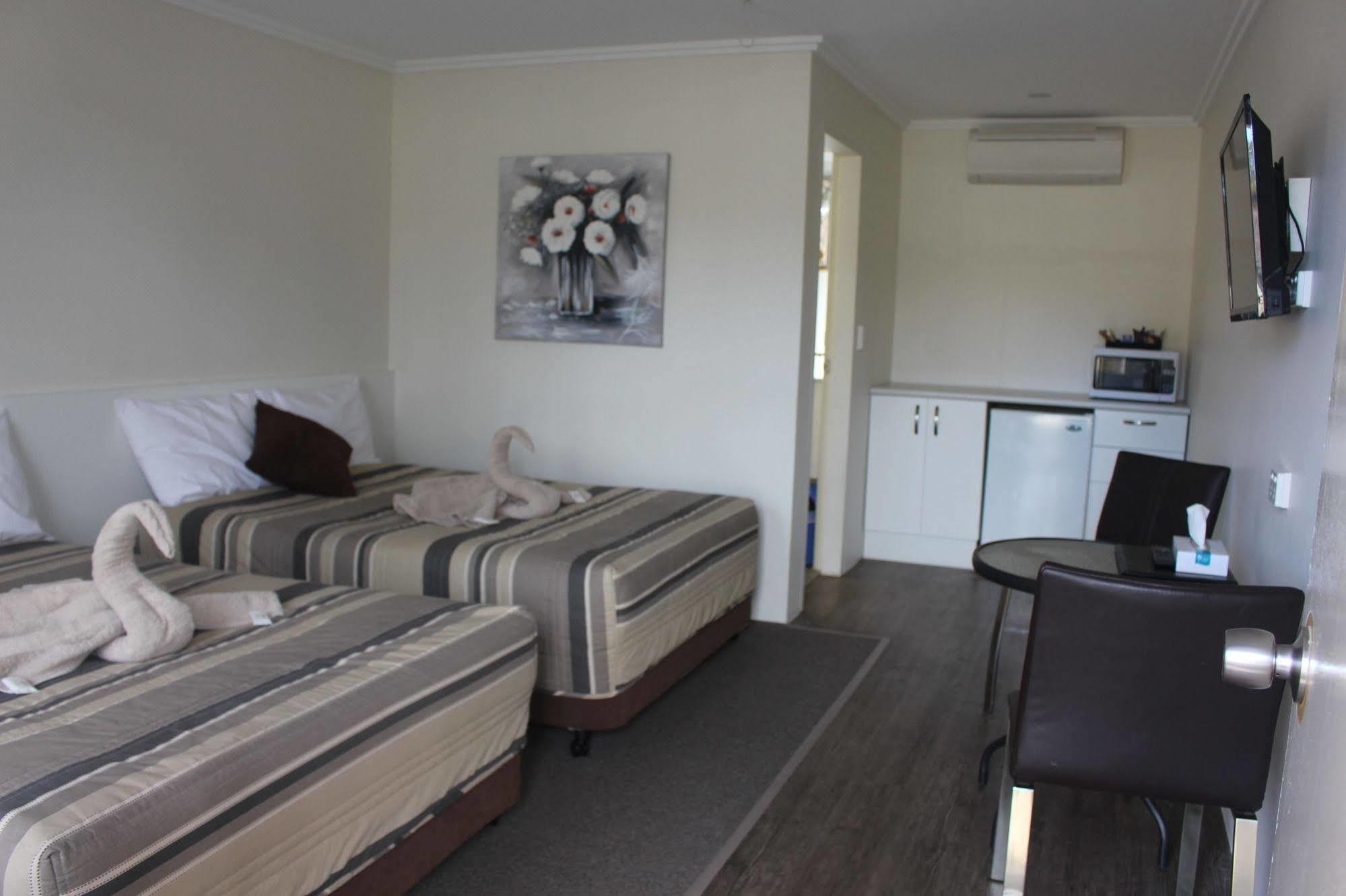 Centrepoint Motel Dubbo Zewnętrze zdjęcie