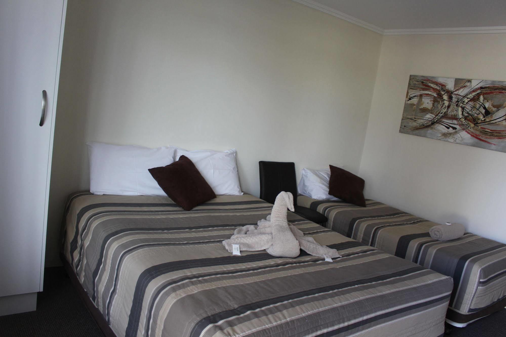 Centrepoint Motel Dubbo Zewnętrze zdjęcie